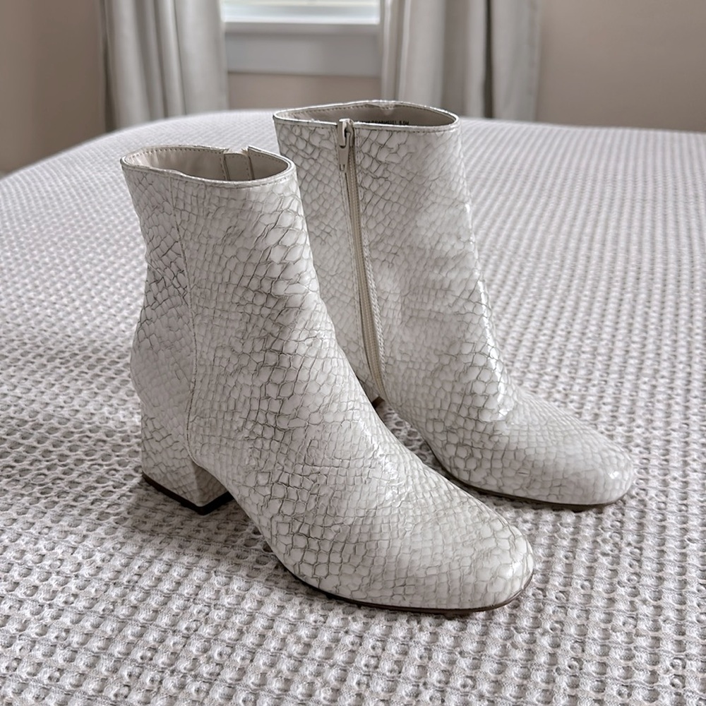 Steve Madden white snake skin ankle boots
